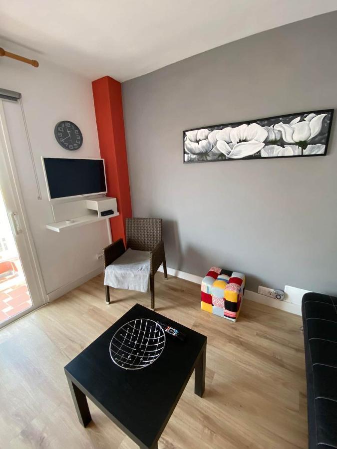 Apartamento Avenida Suecia Apartment *